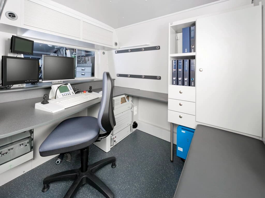 Zabudowy na pojazdach typu Furgon thumbnail 4